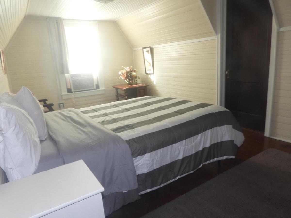 Brick House Retreat Hotel Hamlet Екстериор снимка